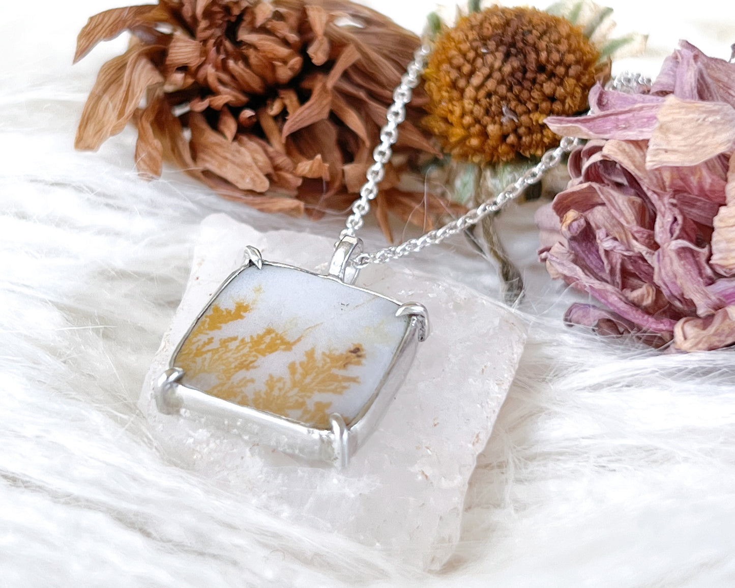 Dendritic Agate Necklace No. 1