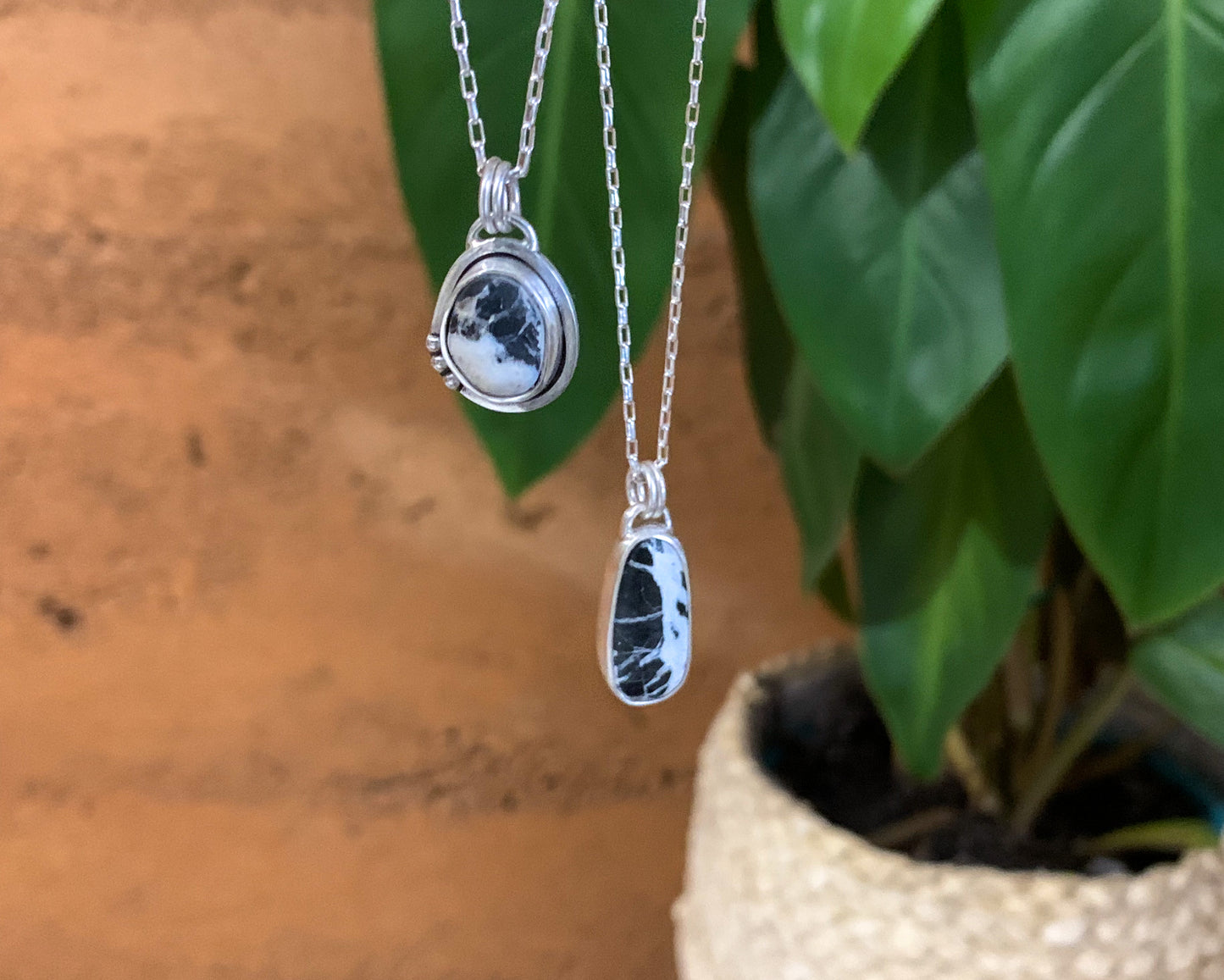 Double Bail White Buffalo Choker