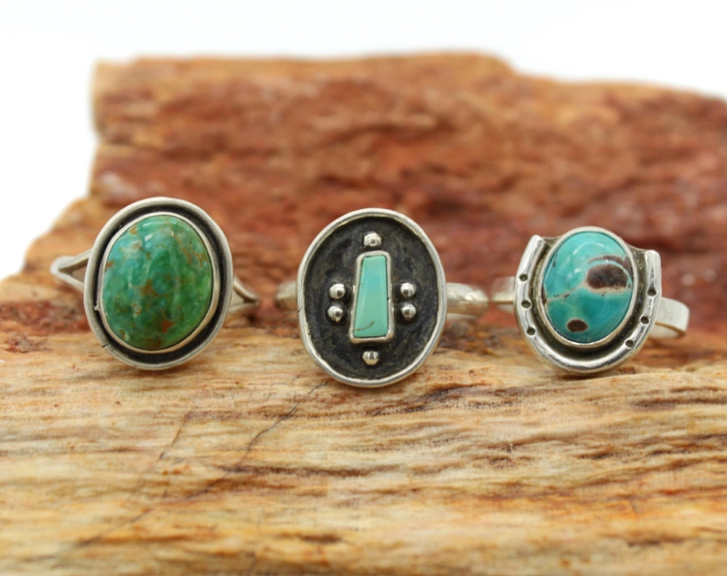 Cumpas Green Eye Ring {sz.7.75}