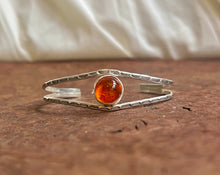 Load image into Gallery viewer, Amber Cuff {S}
