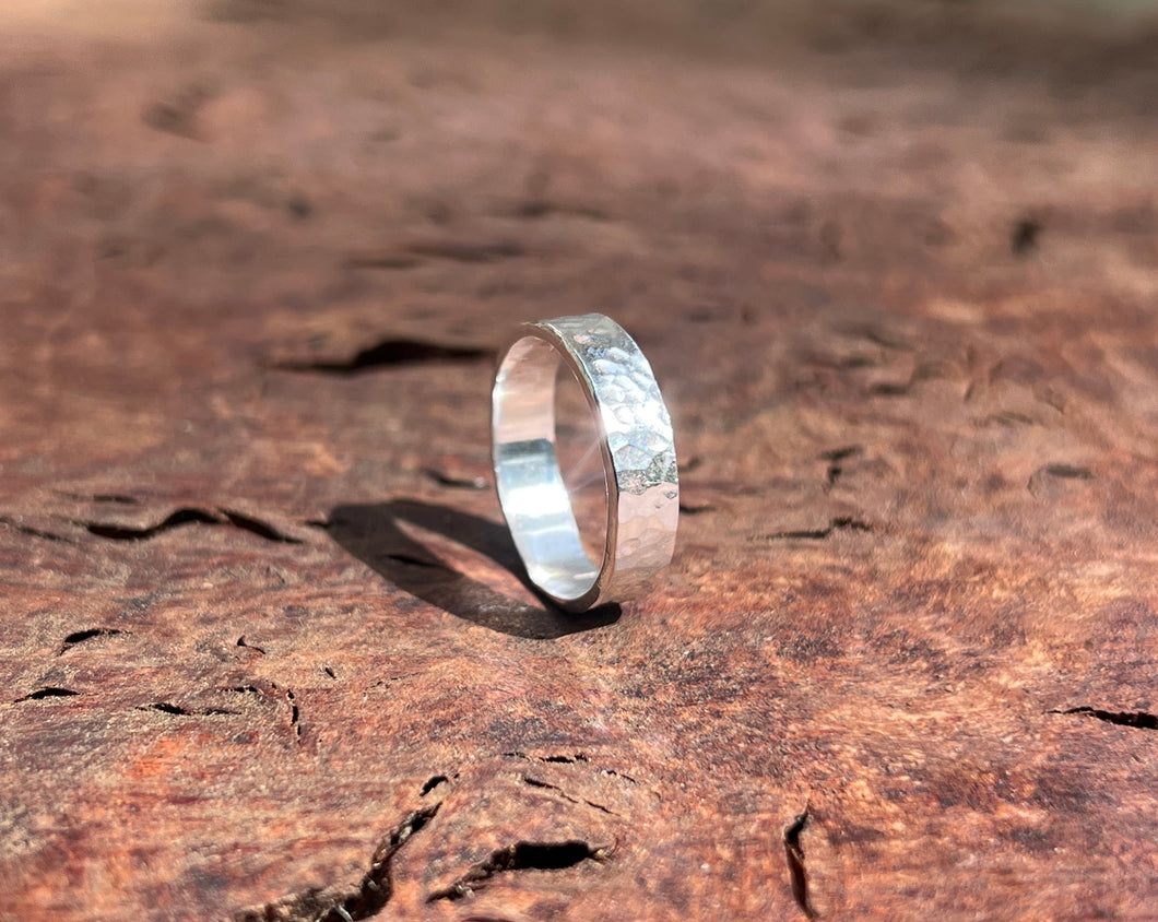 Recycled Hammered Band