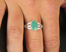 Load image into Gallery viewer, Turquoise Stud Ring {sz.12}
