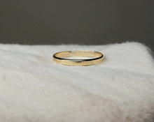 Load image into Gallery viewer, Stacking Ring - 9ct Yellow Gold
