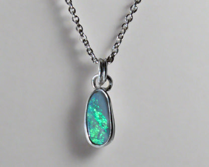 White Cliffs Necklace