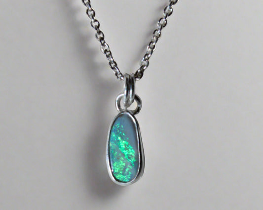 White Cliffs Necklace