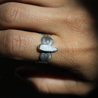 Heliobloom Opal Ring {sz.8.5}