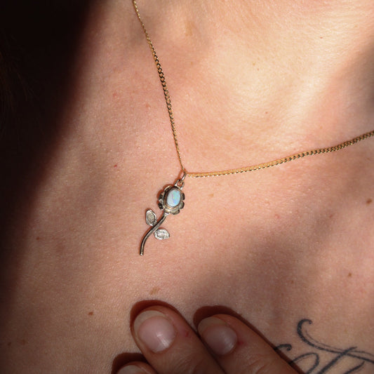9ct Gold & Opal Flower Necklace