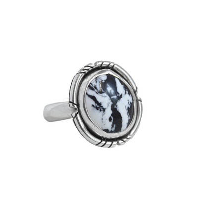 White Buffalo Ring {sz.8}
