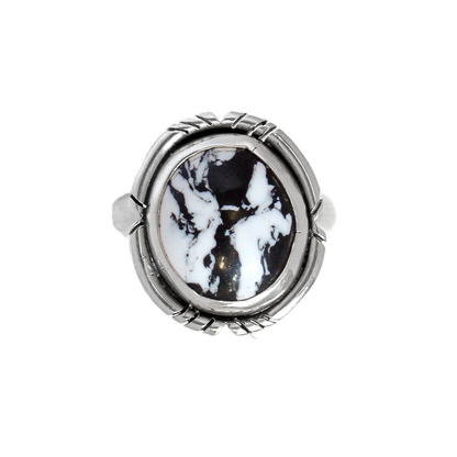 White Buffalo Ring {sz.8}