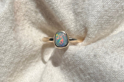 Gold Lightning Ridge Ring {sz.6.25}