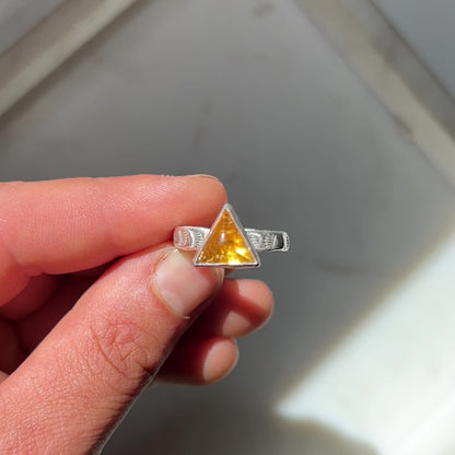 Amber Bermuda Ring {sz.9}