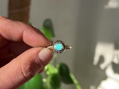 Gold & Opal Sunburst Ring {sz.8}