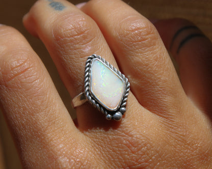 Opalton Ring {sz.7}