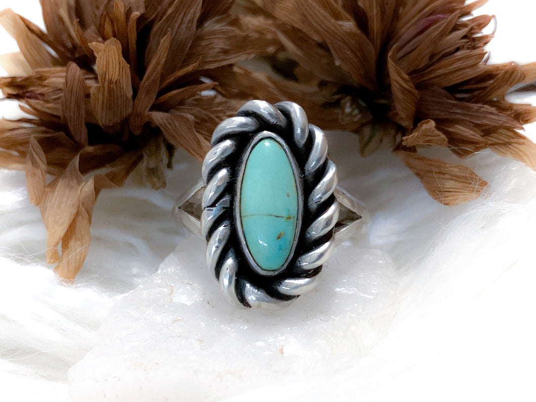 Oval Turquoise Ring {sz.7.5}