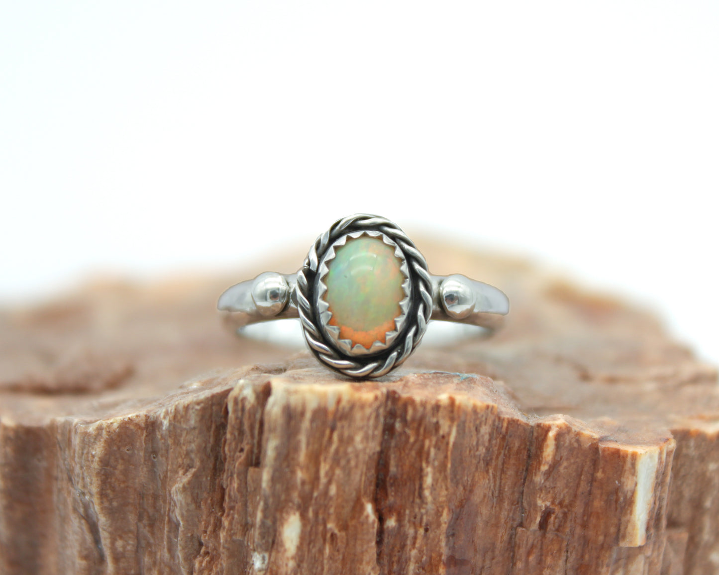 Ethiopian Opal Ring I {sz.7}