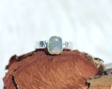 Load image into Gallery viewer, Hammered Lightning Ridge Opal Ring {sz.6.75}
