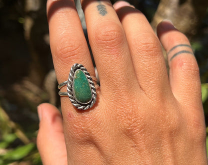 Cumpas Teardrop Ring {sz.8.25}